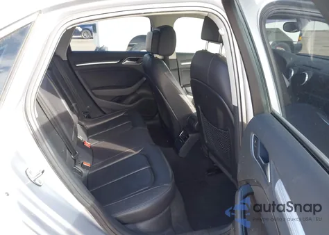 2015 Audi A3 1.8T Premium z USA, uszkodzony, nr VIN WAUCCGFF3F1027749